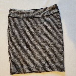 Ann Taylor Classic Black and White Women's Skirt, petite OP